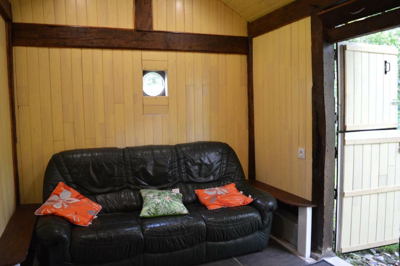 Cabane En Foret Onesse-et-Laharie Exterior foto