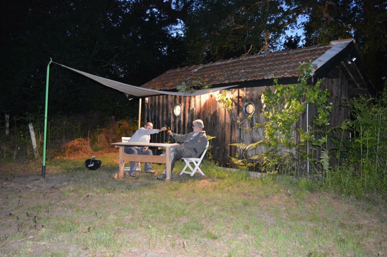Cabane En Foret Onesse-et-Laharie Exterior foto
