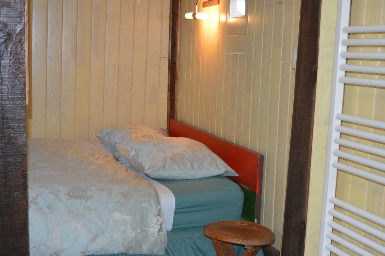 Cabane En Foret Onesse-et-Laharie Exterior foto