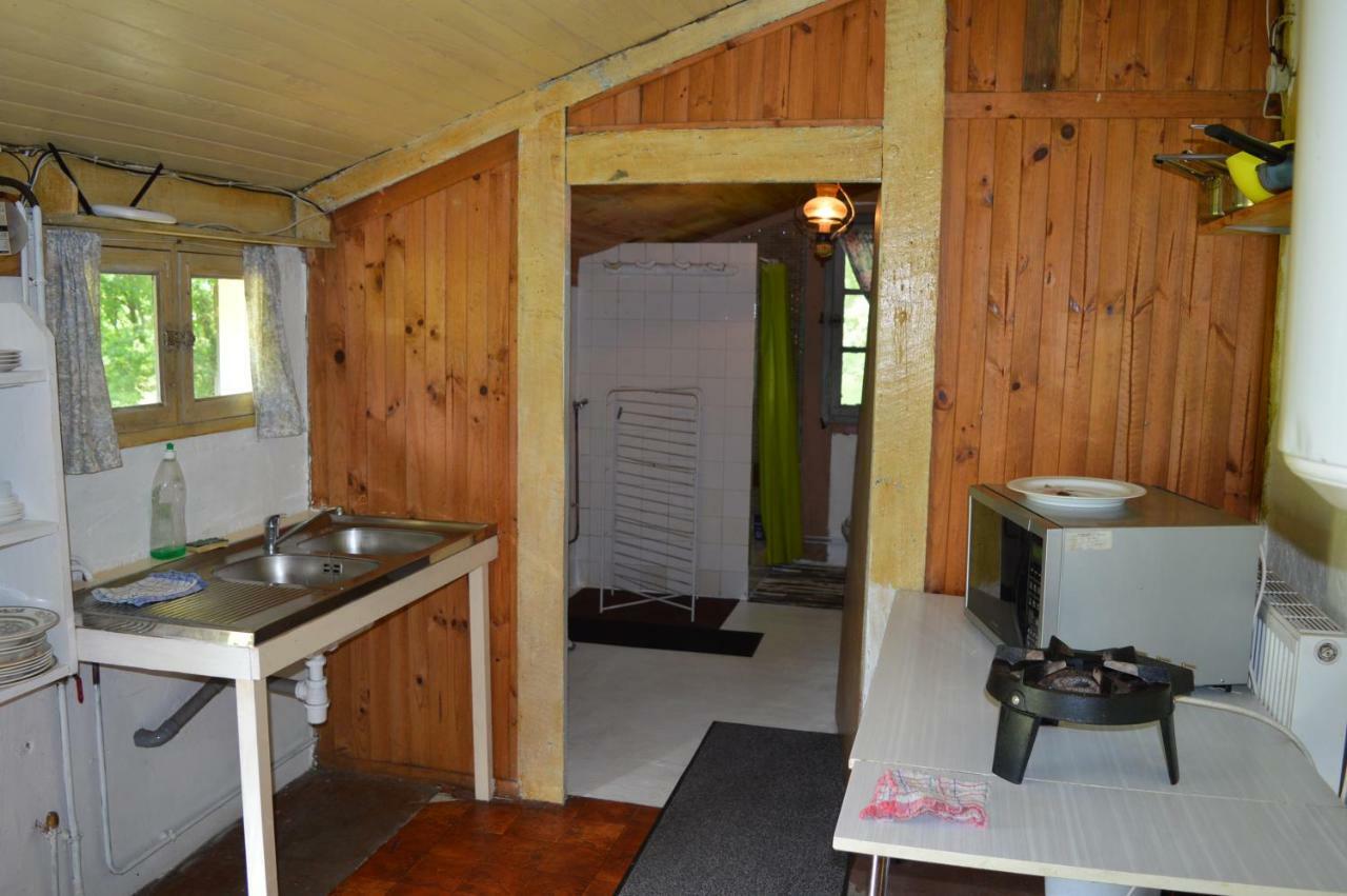 Cabane En Foret Onesse-et-Laharie Exterior foto