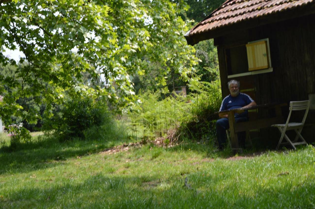 Cabane En Foret Onesse-et-Laharie Exterior foto